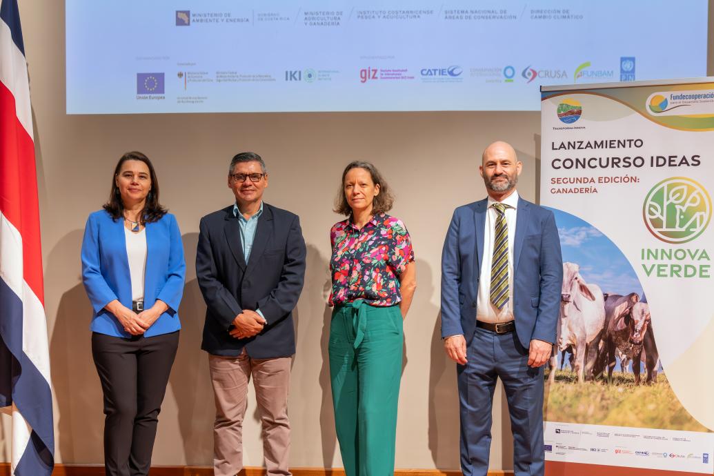 Lanzamiento concurso ganadería